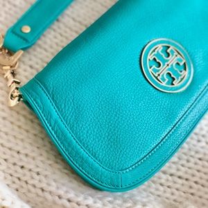Tory Burch Amanda Logo Reva Crossbody Leather Bag